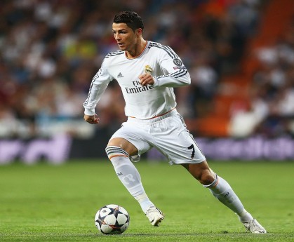 Kaiyun APP-《ApexLegends》“极夜风暴”新地图上线，战术战局多变，引爆战火辉煌