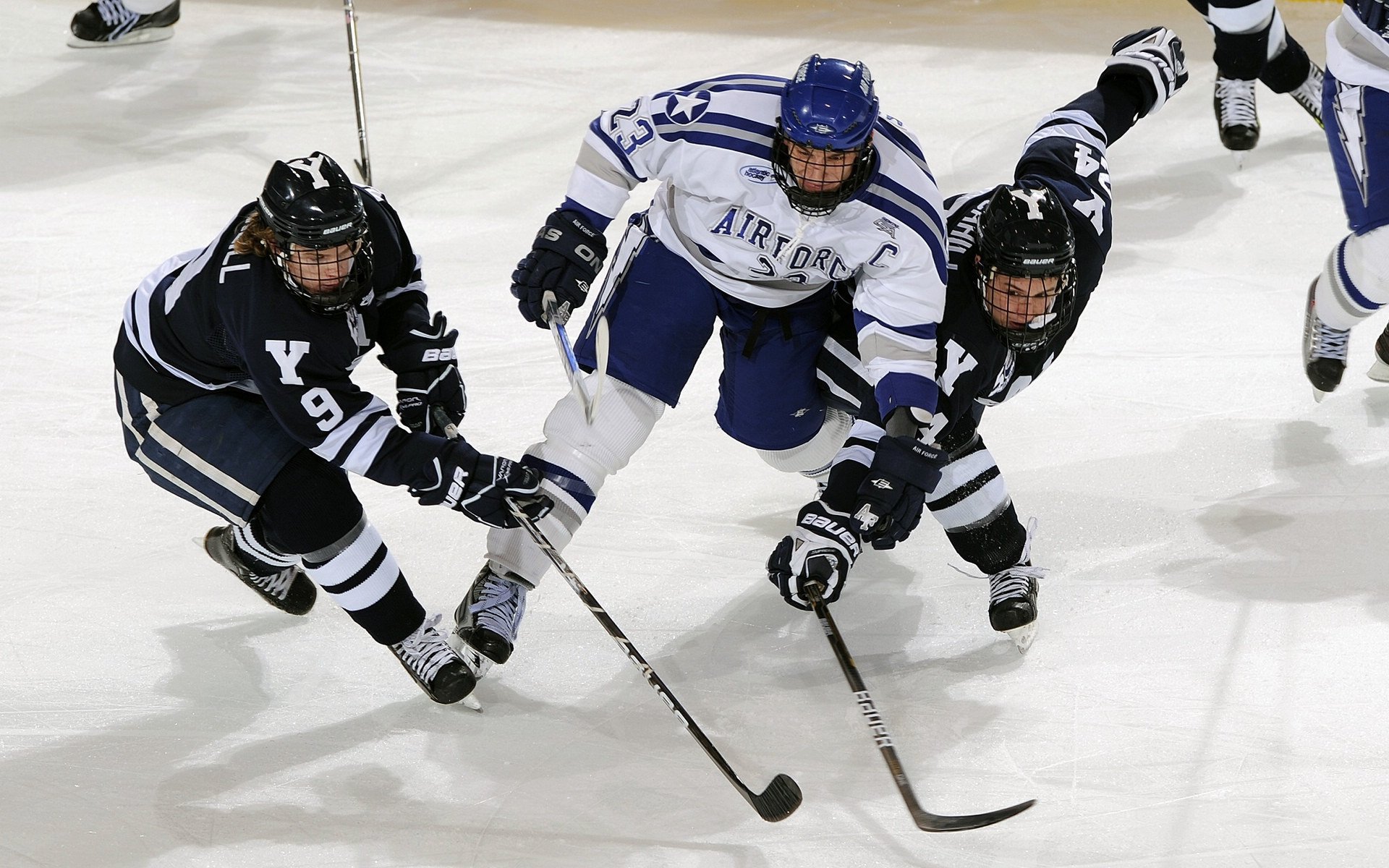 泰山主场大捷！中超10连不败，7胜津门虎，创5项纪录，泰山队中超