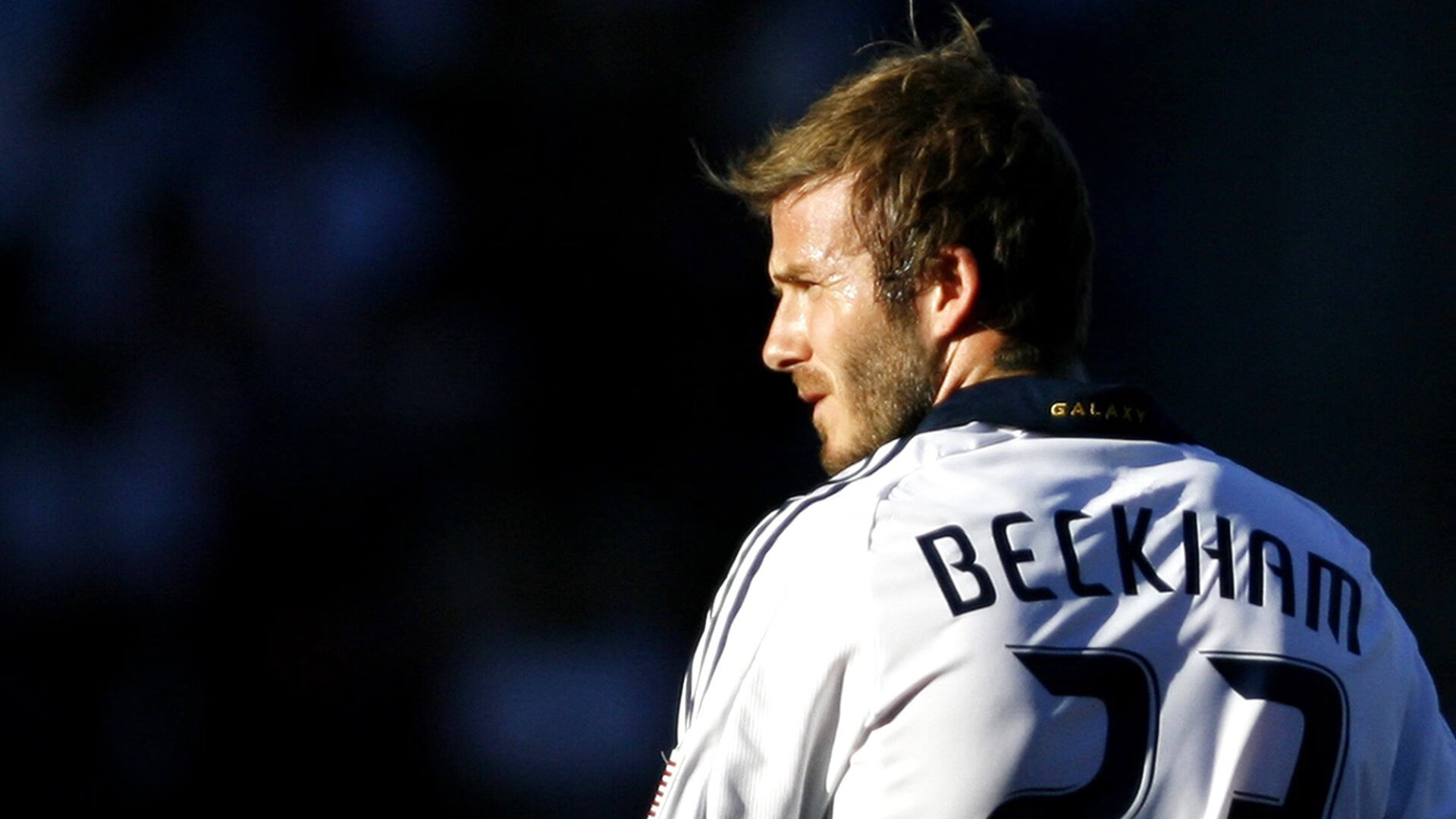 福登在对手禁区周边的接球成功率极高，福登是边锋吗